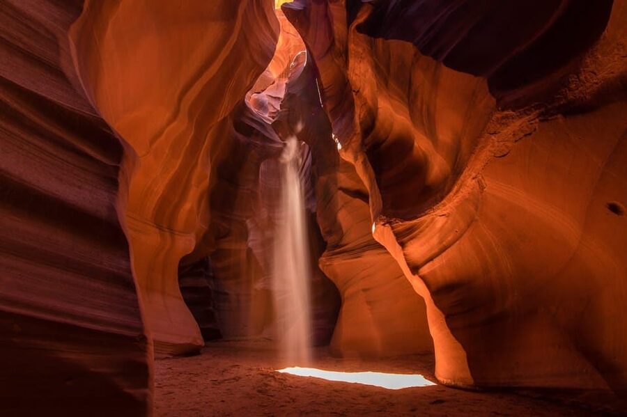 Page: Lower Antelope Canyon Walking Tour with Navajo Guide - Inside the largest cavern: spotting the blue sky slices