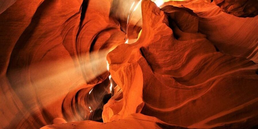 Page: Upper Antelope Canyon Prime Time Entry & Navajo Guide. - Tips to get the best photos and the best stories from your guide