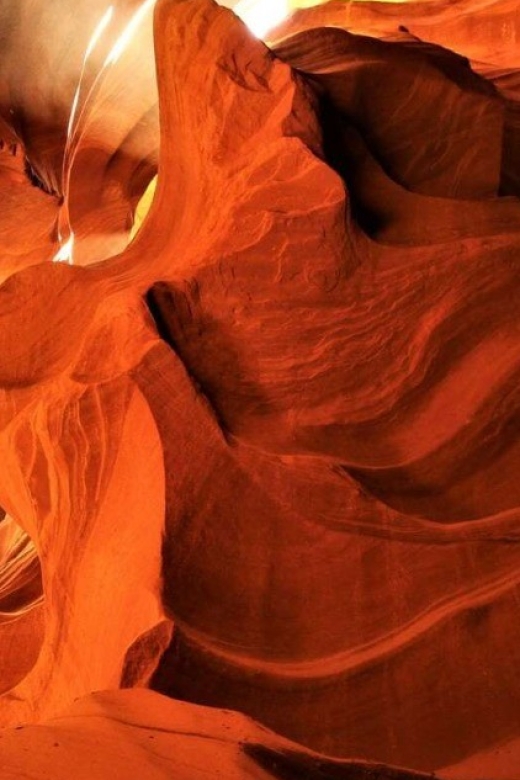 Page: Upper Antelope Canyon Prime Time Entry & Navajo Guide. - The ride from Tse Bighanilini Tours, plus why the vehicle choice matters