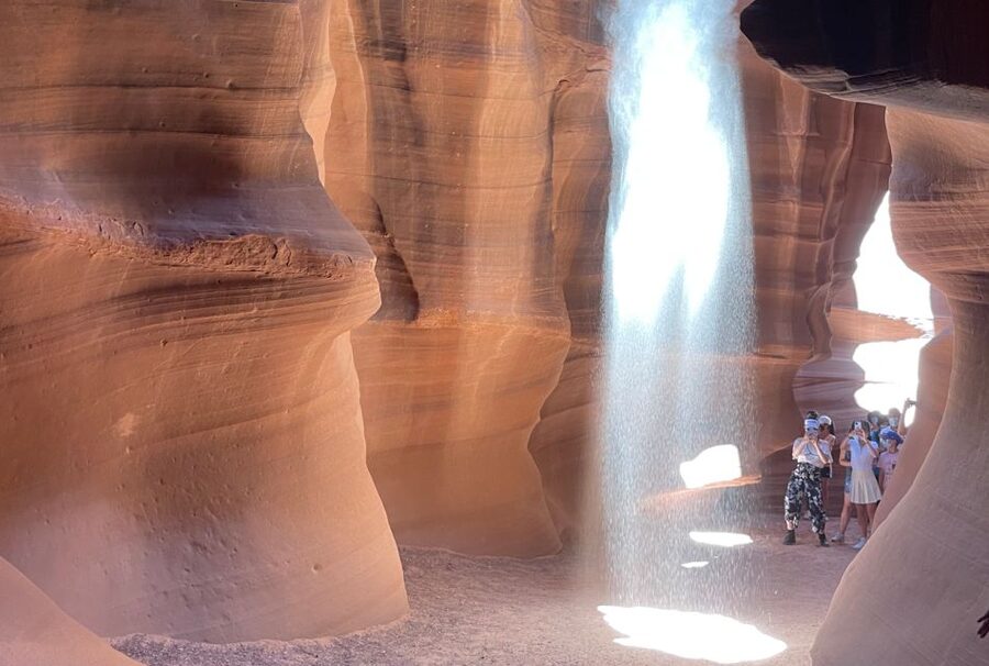 Page: Upper Antelope Canyon Sightseeing Tour w/ Entry Ticket - Photo strategy that works in tight slot-canyon light