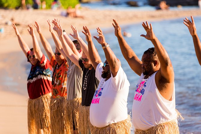 Paradise Cove Luau - Paradise Cove Luau Packages: Standard, Orchid, and Premium Seat and Service Differences