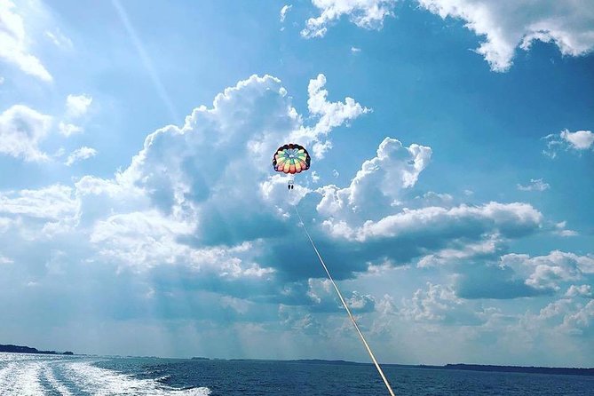 Parasailing Adventure at the Hilton Head Island - Tandem or Triple Flights: Who You Fly With and Why