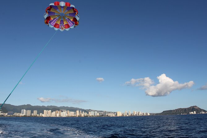 Parasailing Experience in Waikiki, HI - Flying Over Oahu: What 1,000 Feet Feels Like