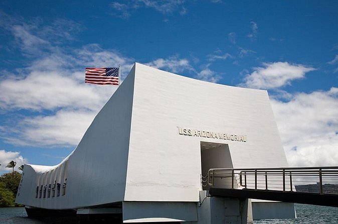 Pearl Harbor, National Memorial Cemetery and Honolulu City Tour - The biggest operational consideration: Arizona access and timing changes