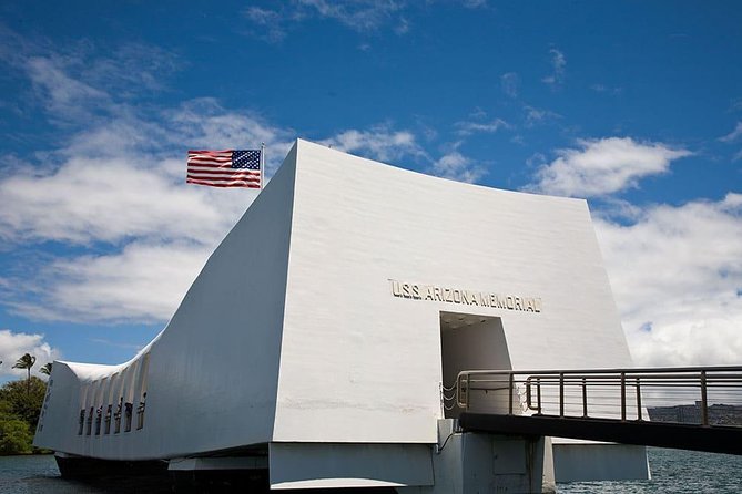 Pearl Harbor, National Memorial Cemetery and Honolulu City Tour - Waikiki pickup and the group reality inside the bus