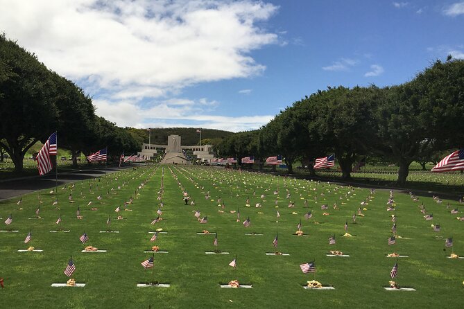 Pearl Harbor, USS Arizona Memorial & Honolulu City Tour - Pearl Harbor Historic Sites Visitor Center: a short stop that sets the stage