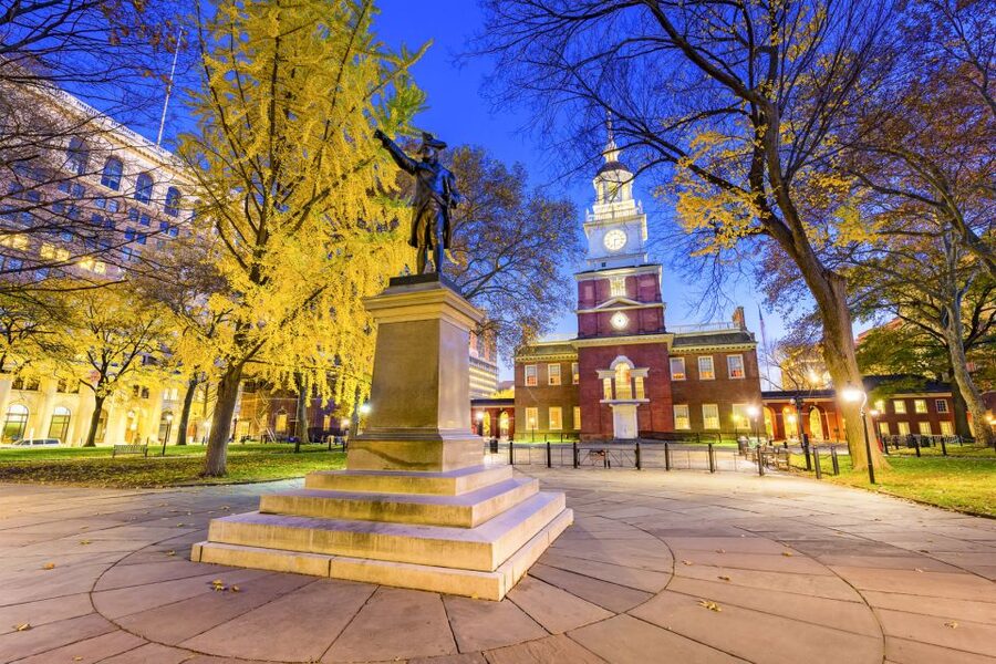 Philadelphia: Grim, Dark, and Twisted History Tour - The First US Bank Robbery Stop, and Why Crime Changed Philly