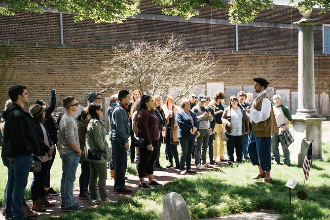 Philadelphia Old City Historic Walking Tour with 10+ Top Sites - Group Size, Pace, and Photo Reality