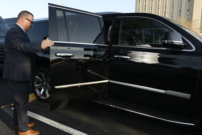 Port Canaveral to Orlando Airport MCO and Hotels Private Transfer - Hotel Pickup at the Lobby: The 10-Minute Rule