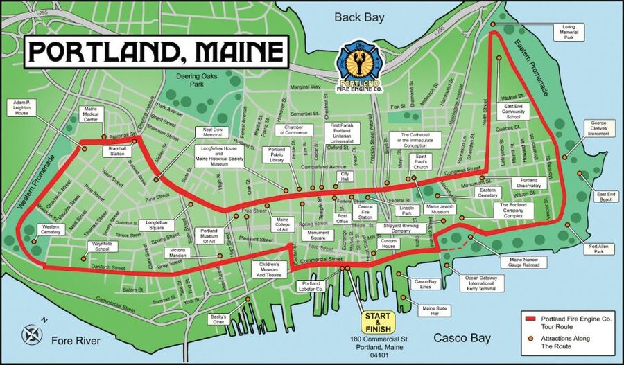 Portland, Maine: Tour in Vintage Fire Engine - The LED screen: why it improves the whole experience