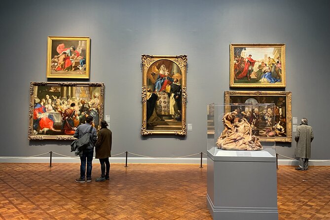 Private Art Institute of Chicago Skip-the-Line Guided Tour - If You Love Art History, This Is the Shortcut