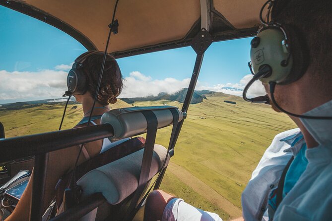 Private Kauaʻi Experience: Doors-Off ALL WINDOW SEATS - Rice Street check-in to the Lihue Airport helipad