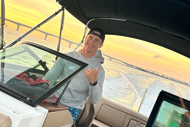 Private Luxury Boat Charter - Stop 2: Sarasota Downtown Views and Waterfront Homes