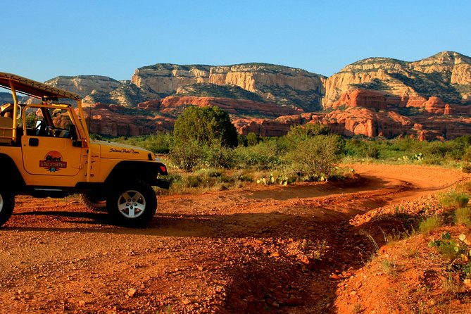 PRIVATE Sedona Jeep Tour 2-hour Lil' Rattler Off-Road - Dry Creek Canyon and the Thunder Mountain, Bear Mountain Panoramas