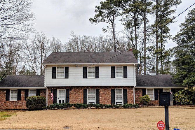 Private Stranger Things "The Upside Down" Film Locations Tour in Atlanta - Price and comfort: why $175 per person can make sense