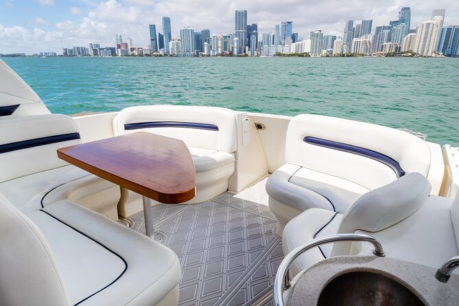 Private tour for 12 people on a 40 ft Yacht, Ft Lauderdale bay - Onboard comfort that actually helps a group