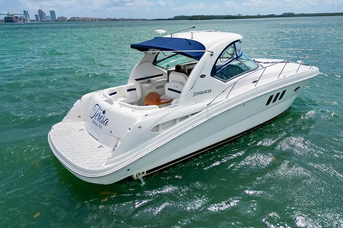 Private tour for 12 people on a 40 ft Yacht, Ft Lauderdale bay - Reviews in real life: captains that elevate the day, plus issues to watch