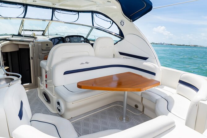 Private tour for 12 people on a 40 ft Yacht, Ft Lauderdale bay - Who should book this private yacht charter?