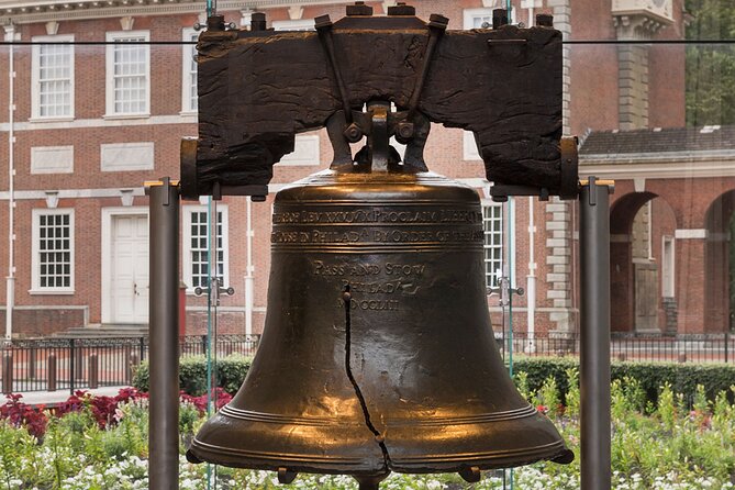 Revolution and the Founders: History Tour of Philadelphia - Carpenters’ Hall and the French support thread