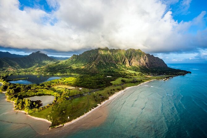 Royal Crown of Oahu - 60 Min Helicopter Tour - Doors Off or On - Ka’a’awa Valley to Sacred Falls: the close-up that people remember