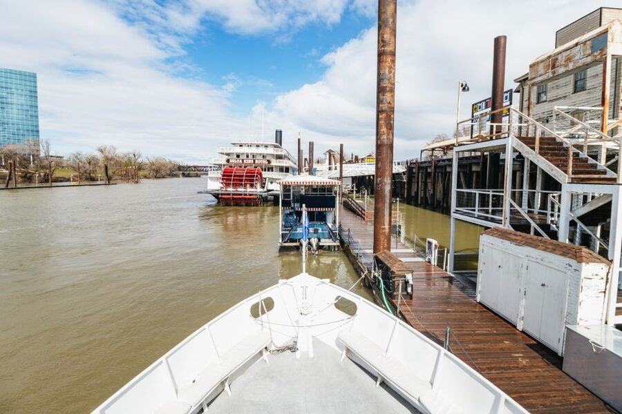 Sacramento: City Cruises River Cruise with History Guide - Seating and Sound Checks: How to Hear the Narration