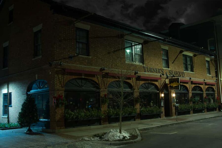 Salem: Boos and Brews Haunted Pub Crawl - Key highlights that make this crawl worth your time