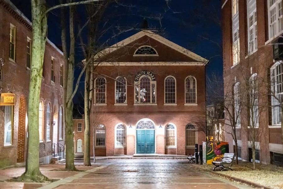 Salem Ghost Tours: Witches & Wicked Whispers - Key things to know before you go