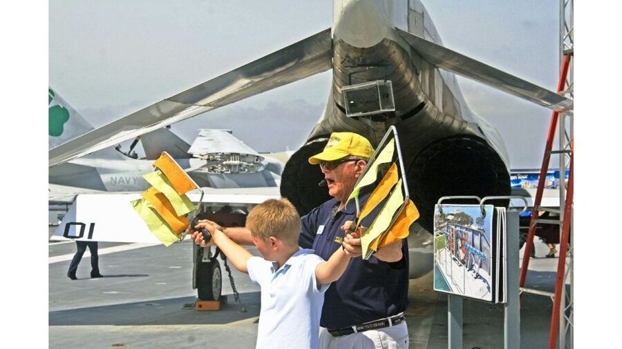San Diego: USS Midway Museum Entry Ticket - Simulators, Short Films, and the 3D Holographic Battle of Midway