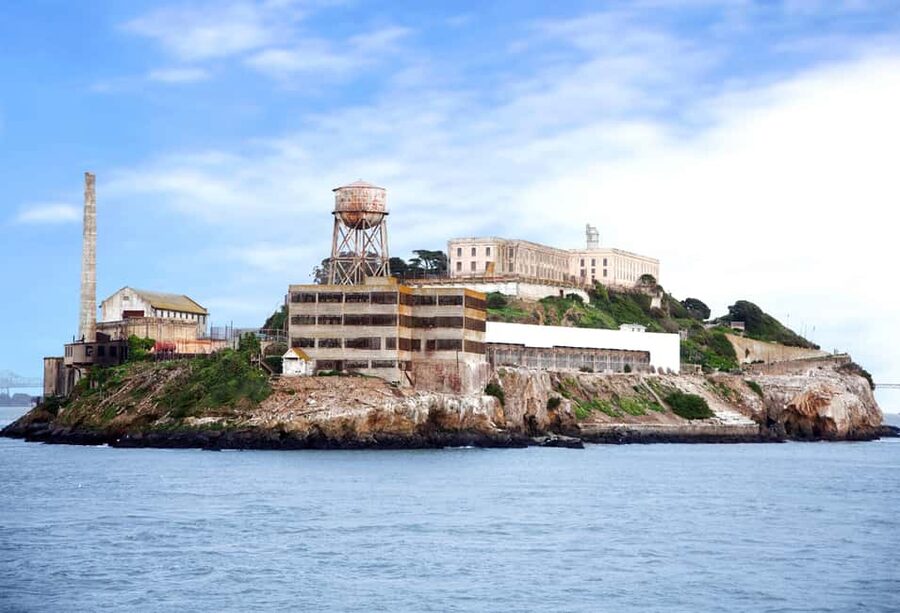 San Francisco: Alcatraz, Ferry & Audio Tour w/ Night Option - Beyond the cells: gardens, protest landmarks, and forgotten island life
