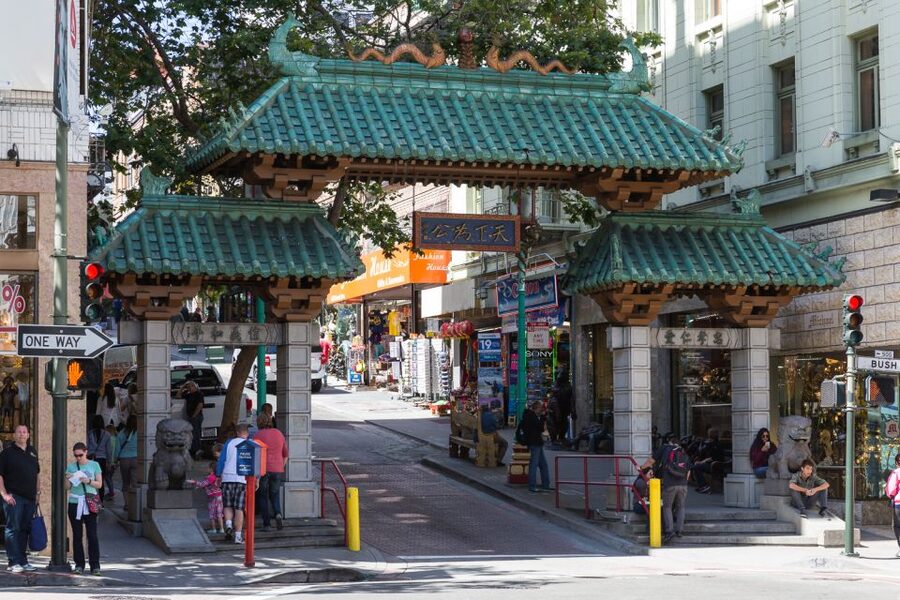 San Francisco: Chinatown Culinary Walking Tour - Antique cookware, ritual objects, and a deeper Chinatown context