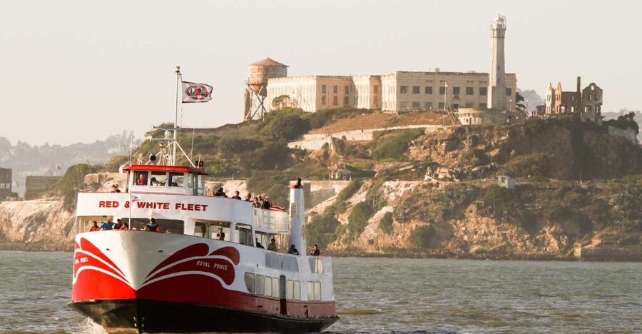 San Francisco: Golden Gate Bay Cruise - Audio in 16 Languages: Helpful, But Know What It Is