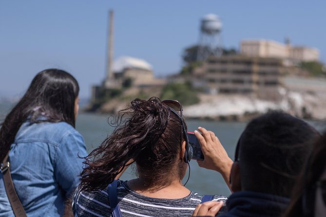 San Francisco: Golden Gate Bay Cruise (60 Minutes) - Seats, Snacks, and Weather Reality on Deck