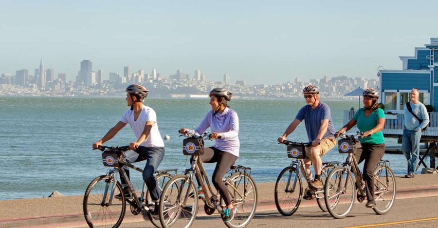 San Francisco: Golden Gate Bridge Bike Rental - Price and value: what $16 gets you for a full SF day