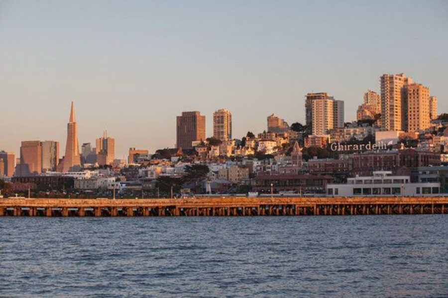 San Francisco: Golden Gate Bridge Catamaran Cruise - Snacks and drinks: What you get, what you pay for