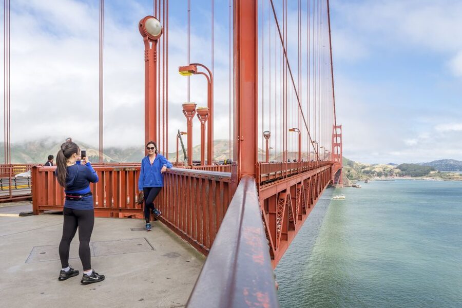 San Francisco: Golden Gate Bridge to Sausalito Cycling Tour - Crossing the Golden Gate Bridge: Wind, Pace, and Photo Stops