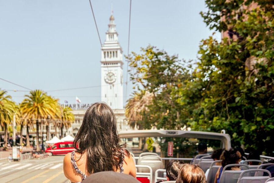 San Francisco: Hop-On Hop-Off Sightseeing Tour with 17 Stops - Open-top comfort: the wind, the cold, and the simple gear list