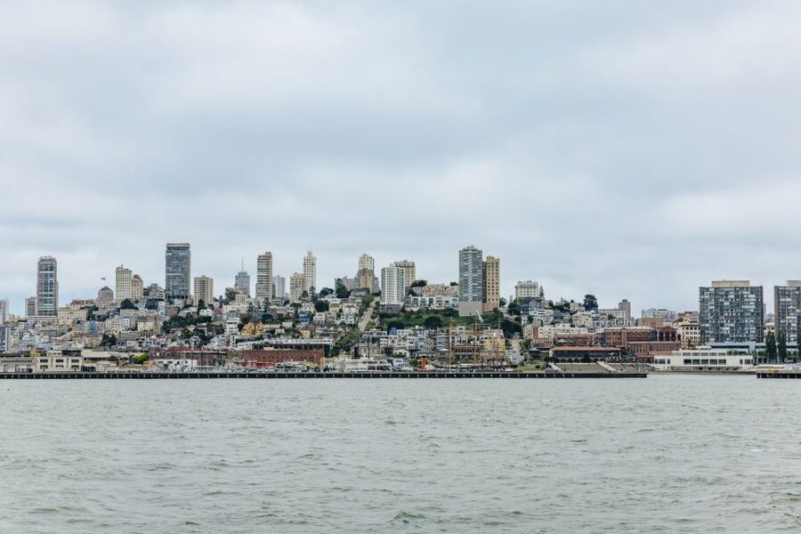 San Francisco: Muir Woods & Sausalito Tour with Ferry Option - Walking among giants: what to bring and what to expect on the paths