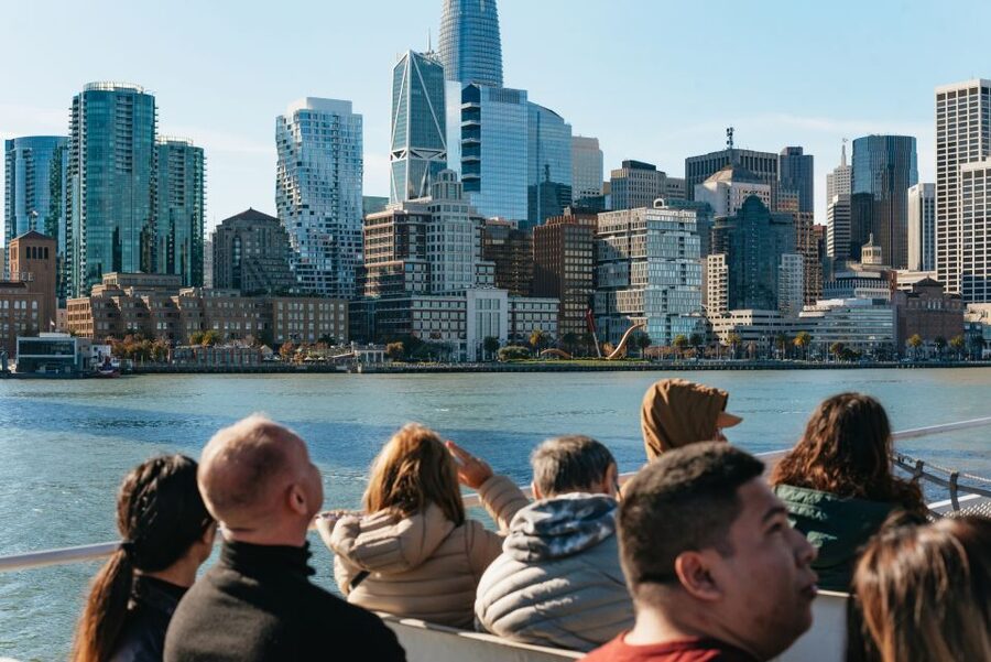 San Francisco: Skip-the-Line Escape from The Rock Bay Cruise - The Golden Gate Bridge moment: photos, fog, and wind planning