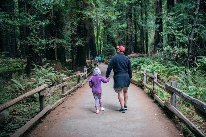 San Francisco Super Saver: Muir Woods & Wine Country w/ optional Gourmet Lunch - Crossing the Golden Gate Bridge, Then a Quick Photo Pause