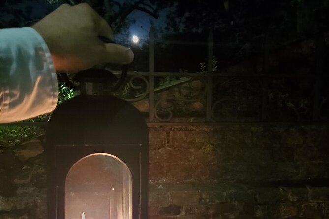 Savannah History and Haunts Candlelit Ghost Walking Tour - Guide style and storytelling tone that keeps it from being cheesy