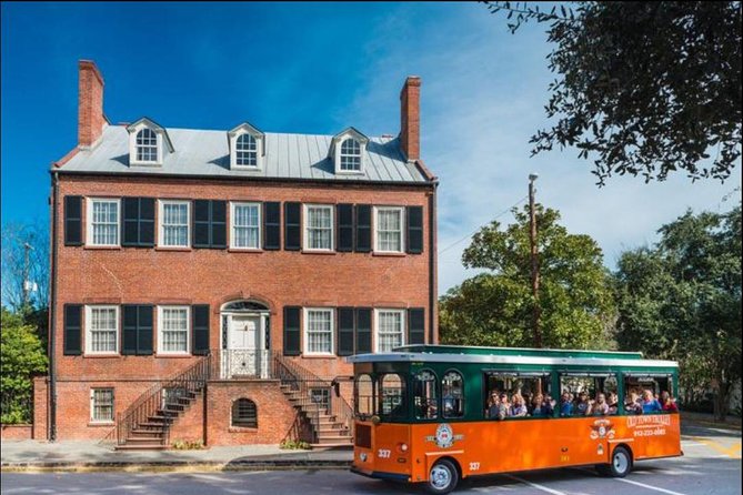 Savannah Hop-On Hop-Off Trolley Tour - Lunch, waiting, and the hop-off strategy that keeps your day smooth