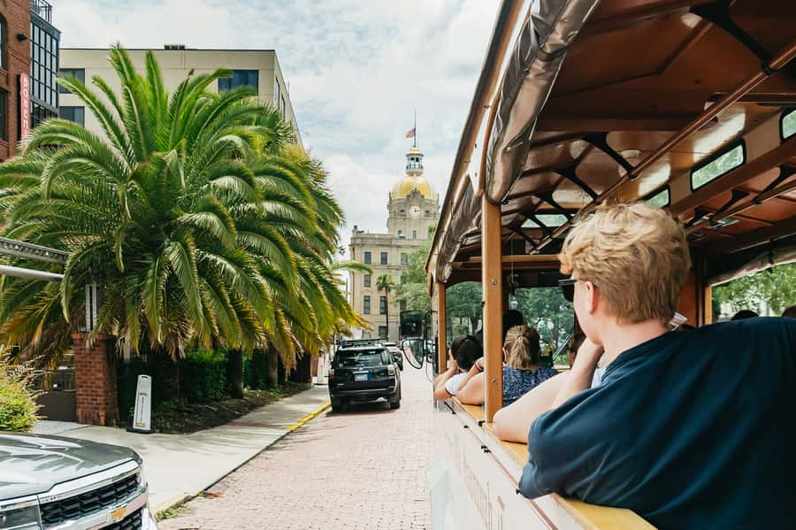 Savannah: Old Savannah Tours Historic Overview - Where You Start and How You Find the Trolley