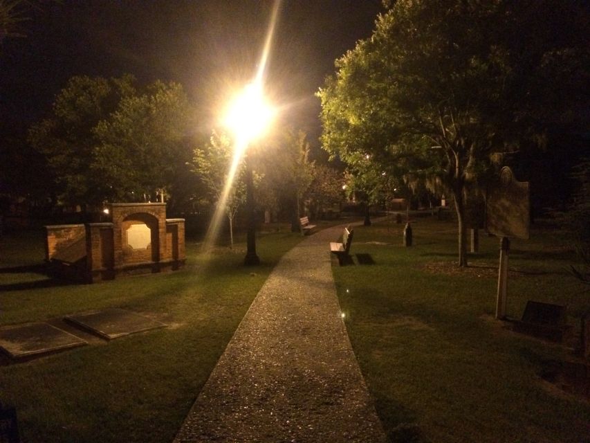Savannah: Pub Crawl and Ghost Tour - How the pub crawl portion works, 3 to 5 stops based on thirst