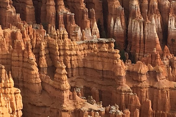 Scenic Tour of Bryce Canyon - The main stop: interpretive Bryce Canyon viewpoints and “stand here” guidance