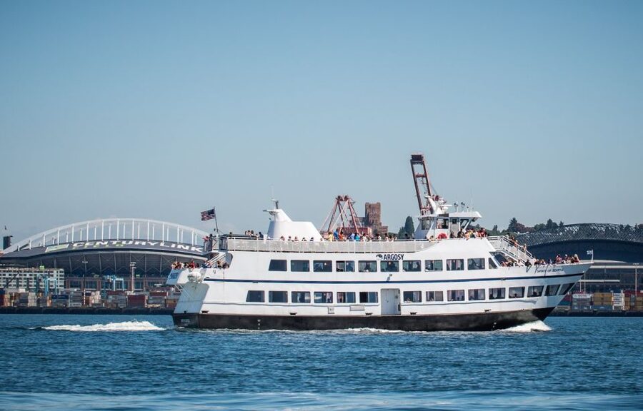 Seattle: Harbor Cruise with Local Guide - The working port factor: containers, longshore work, and sea life