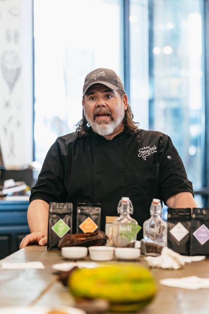 Seattle: Pike Place Market Chef-Guided Food Tour - Stop by Stop: What the Nine Tastings Feel Like in Real Life