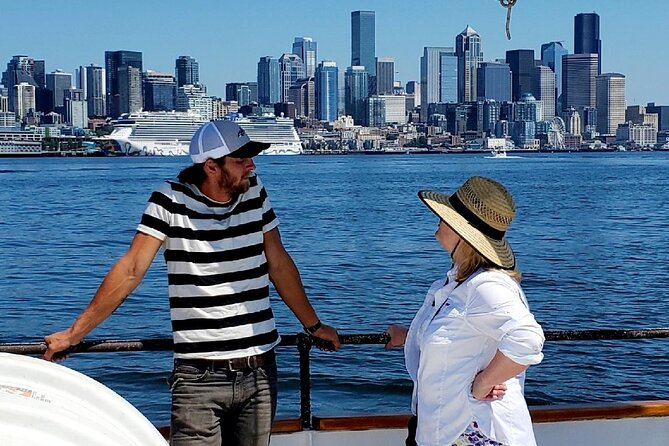 Seattle Sailing Harbor Tour - Stop-by-stop: Seattle Waterfront and skyline in sailing view