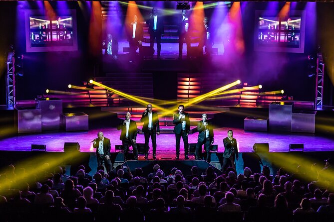 SIX Show in Branson - Getting to the show: the ticket pickup and the theater feel