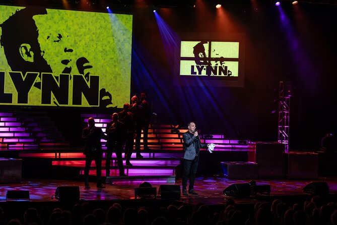 SIX Show in Branson - Choosing a show time: pick what matches your energy