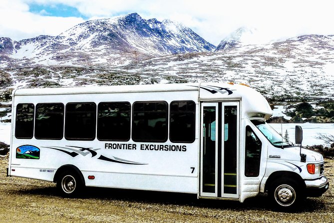 Skagway Shore Excursion: Full-Day Tour of the Yukon - Photo stops on the Klondike Highway: lakes, signs, and quick scenic breaks